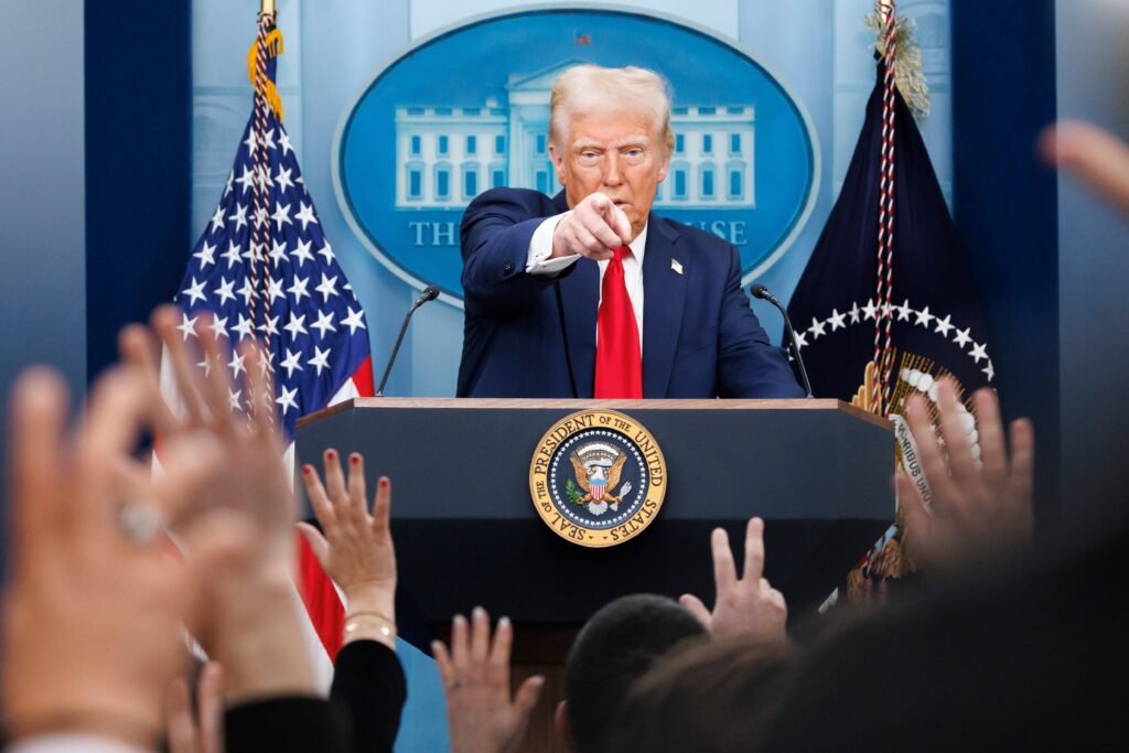 Trump demands Nato stop Russian oil before sanctions