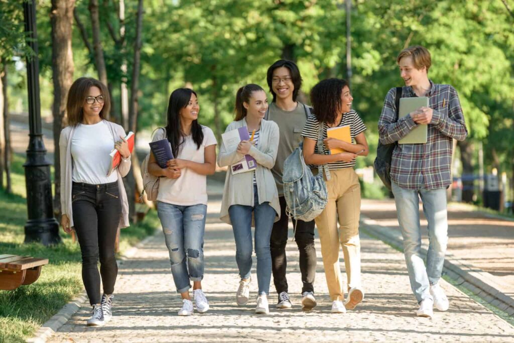 Americans Back International Students Americans Back International Students