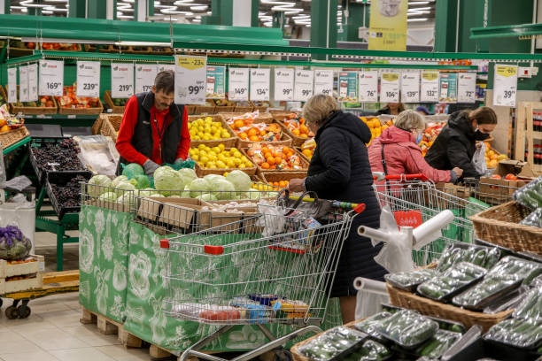 Rising Living Costs Bite Russian Households as War Drains Budgets
